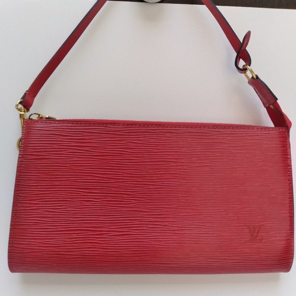 CCO | EPI/RED | LOUIS VUITTON Pochette Accessoires - Picture 1 of 7